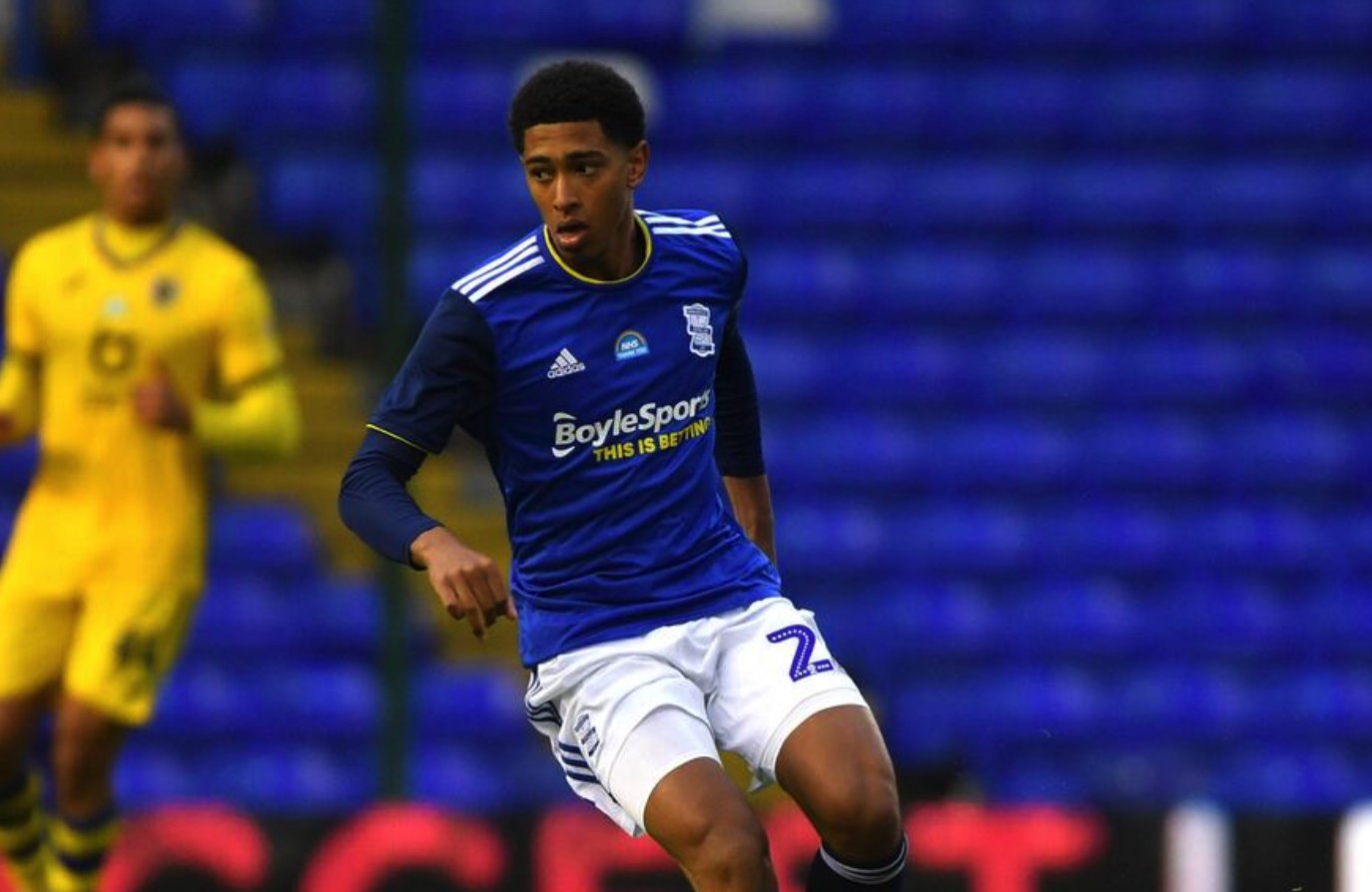 康宁汉姆本赛季6次砍下30分10助攻，超越东契奇升至联盟第一（康宁汉姆本季第6次30+10，超越东契奇领跑联盟）