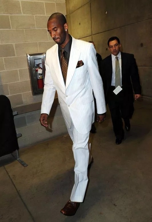 姆巴佩、C罗、德布劳内均未参与FIFA年度最佳球员投票（FIFA年度最佳球员投票未见姆巴佩、C罗、德布劳内参与）