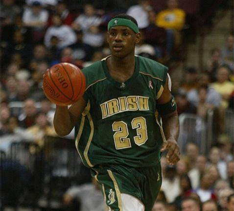 足球这项运动陪伴了我整个初高中，今天我十八岁了，...（十八岁这一天，致与足球相伴的初高中岁月）