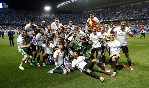 2.53米！麦克托米奈超C罗、奥纳丘，创最高高度倒钩进球（2.53米！麦克托米奈超越C罗和奥纳丘，刷新倒钩破门最高高度纪录）