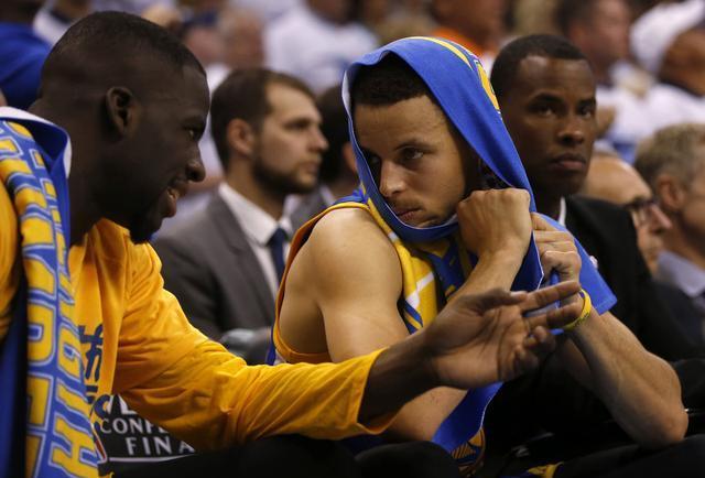 跟队：阿拉巴确定离队吕迪格或去沙特 皇马关注雅奎特 施洛特贝克（队记：阿拉巴确认离队，吕迪格或赴沙特；皇马关注雅奎特与施洛特贝克）