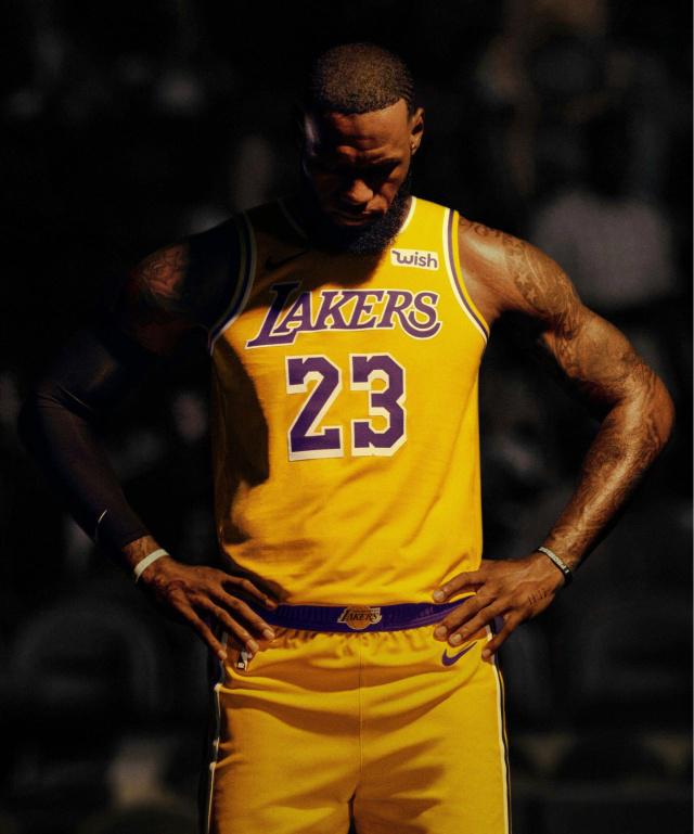 恩佐自曝：转会切尔西最后一天才敲定；23岁当爹改变人生（恩佐自述：切尔西转会在最后一天拍板，23岁为人父让他人生巨变）