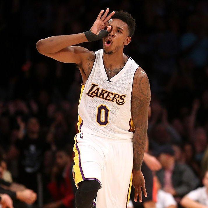 斯基拉：德罗西同意签8个月合同，正在等待热那亚的最终批准（斯基拉：德罗西已同意8个月合约，静待热那亚最终批准）