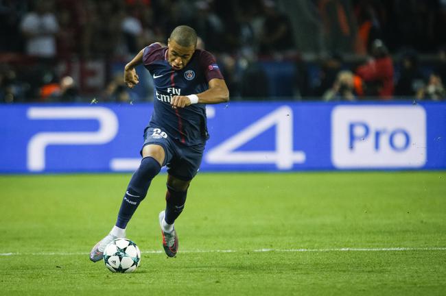 西甲半场：米利唐头球造险+伤退，皇马0-0塞尔塔（西甲半场战报：米利唐头槌险破门后伤退，皇马暂0-0塞尔塔）