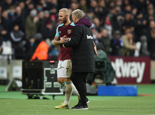 欧冠92年改制后戴帽数前10：梅西、C罗8次第1，姆巴佩5次第4（自1992年改制以来欧冠帽子戏法次数前十：梅西、C罗各8次并列第1，姆巴佩5次第4）