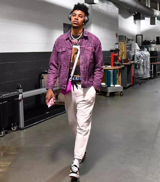 U22国足战韩国首发与负越南相比仅更换门将，王博豪继续出任中锋（U22国足对阵韩国首发较负越南仅换门将，王博豪仍担纲中锋）